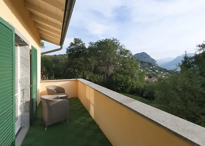 Casa Calina Hostal *