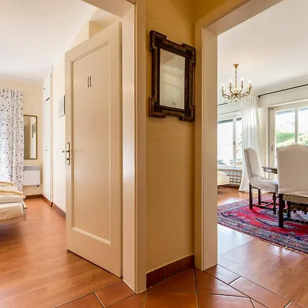 بيت شباب Casa Calina لوغانو